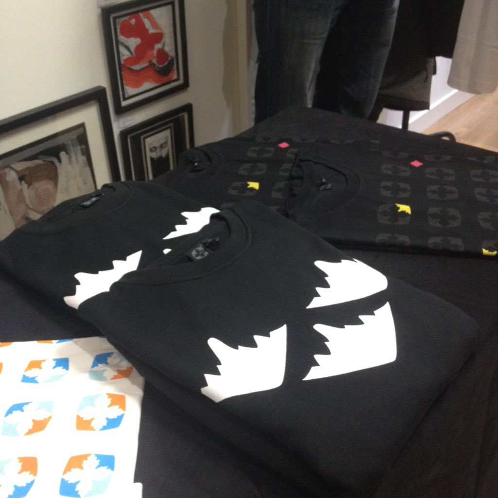 gerrysale's tweet photo. @artpistol @weareguti Great clothes today &amp; tomorrow on Cresswell Lane! https://t.co/PxxoLpTsqU