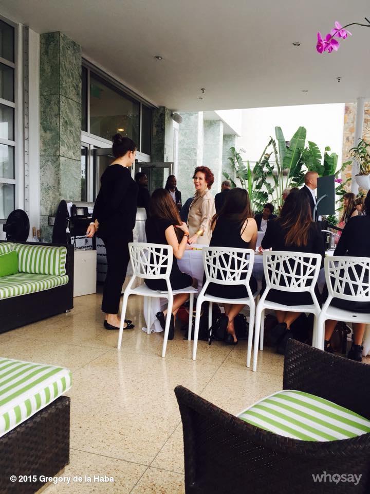 delahaba's tweet photo. The lady of the brunch, Cricket Taplin, arriving at #SagamoreBrunch. @sagamorehotel @ArtBasel @Whitehotmag https://t.co/JVOCuw1foO