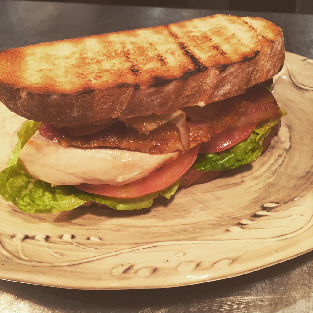 ambermason96's tweet photo. @Thebeacon_tw Ultimate BLT @mother_cook https://t.co/Fu7kKhSA55