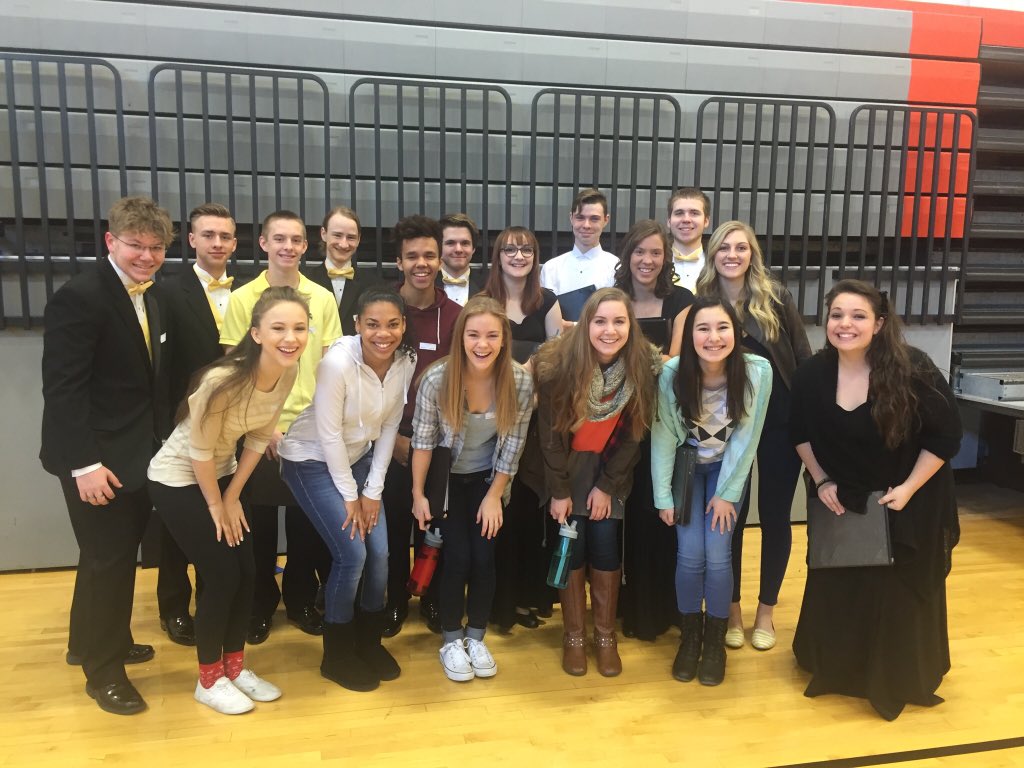 SMWChoir's tweet photo. Everyone is ready for district choir today! https://t.co/MPsk26VfU1