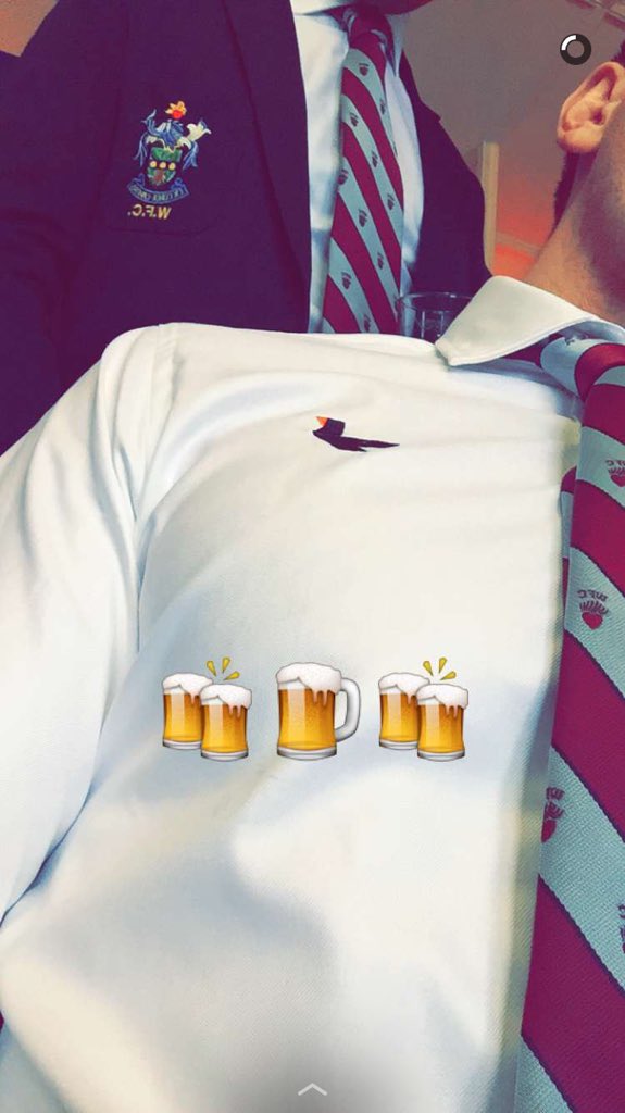 @TBBedin <a href="/WATSONIANFC/">Watsonian FC</a> boys repping their new club shirts #blackbird #lookingsharp