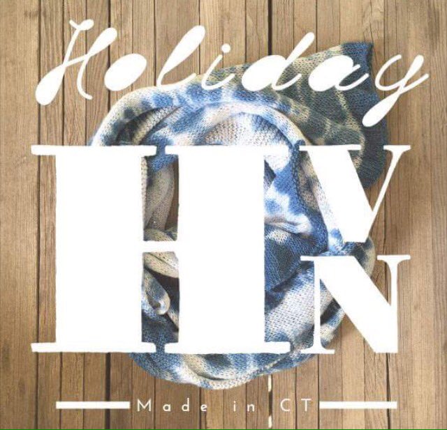 haveneventsct's tweet photo. Get warmed up with #petersonsweaterco at #holidayhvn #nhv #newhaven #connecticut #shopsmall https://t.co/Jvf4ig15a6