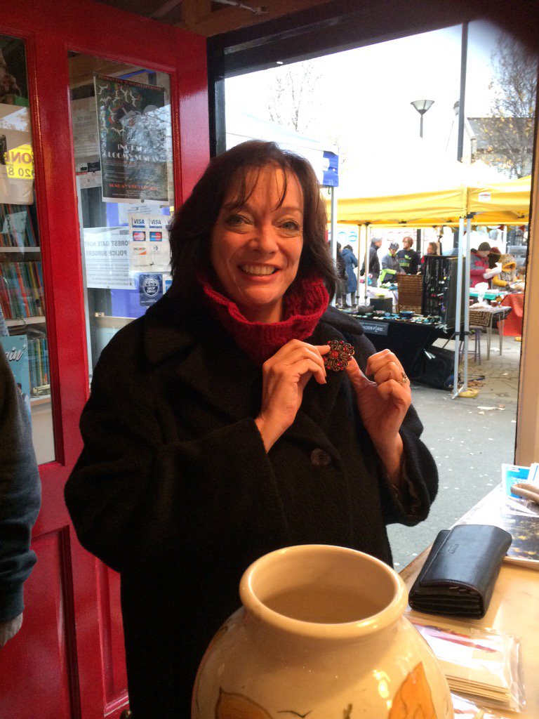 rectripp's tweet photo. .@lynbrownmp making purchases for her and a friend in @number8_FG #forestgateshoplocal https://t.co/rE0NJzQRvw
