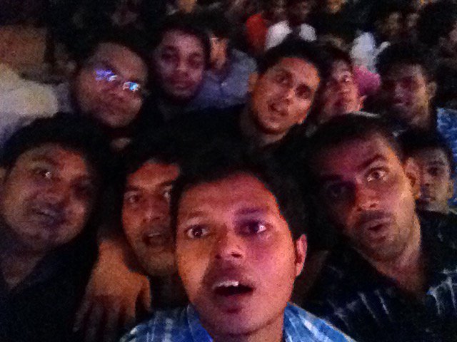 pckushan's tweet photo. scared at front row #Sajje #selfIEEESL https://t.co/bumc06zvB0