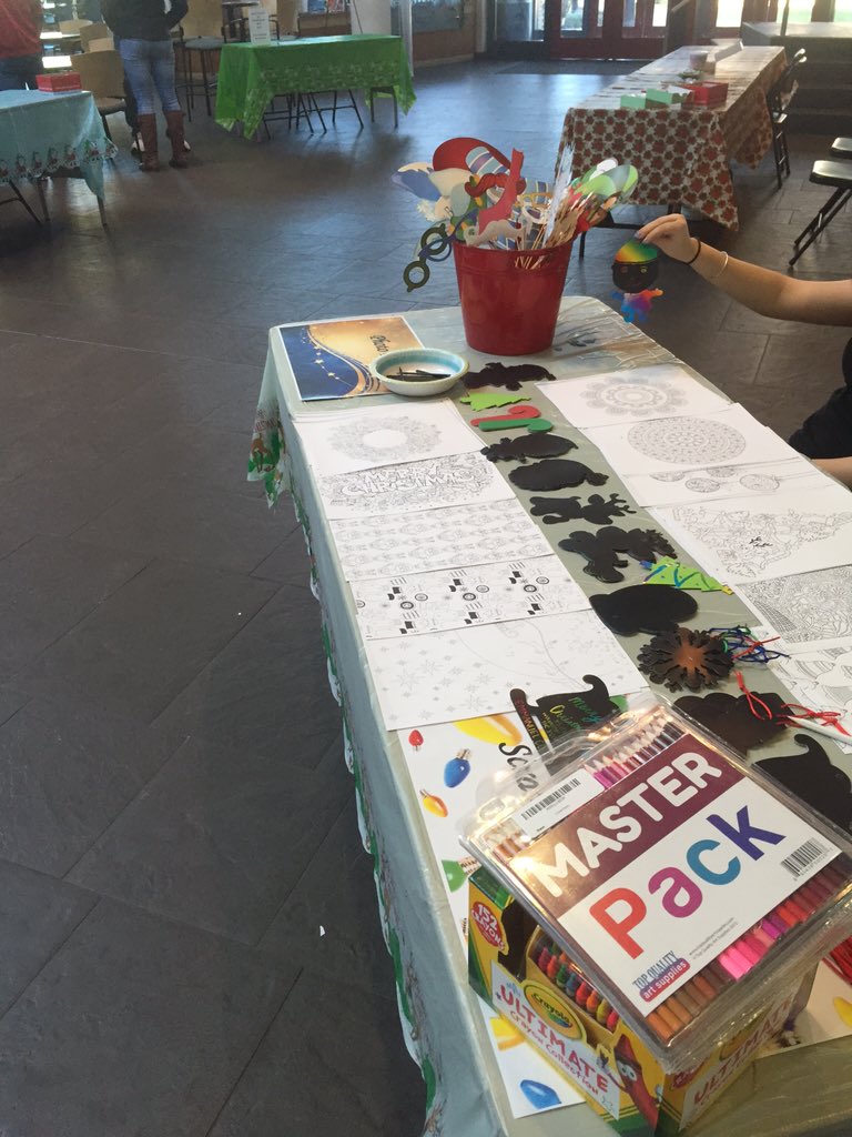 marykateroffey's tweet photo. So many fun activities waiting for you at today's stress relief event from 11-2 @JYCtweets! #MakeWeekendsCount https://t.co/FrrKSfTZkG