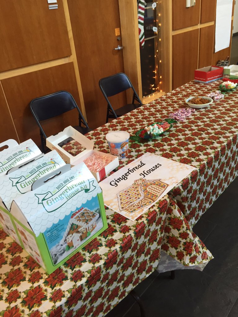 marykateroffey's tweet photo. So many fun activities waiting for you at today's stress relief event from 11-2 @JYCtweets! #MakeWeekendsCount https://t.co/FrrKSfTZkG