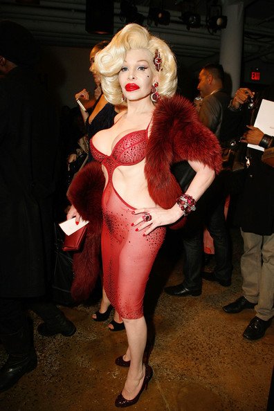 Happy Birthday to the legendary work of art - Amanda Lepore! 