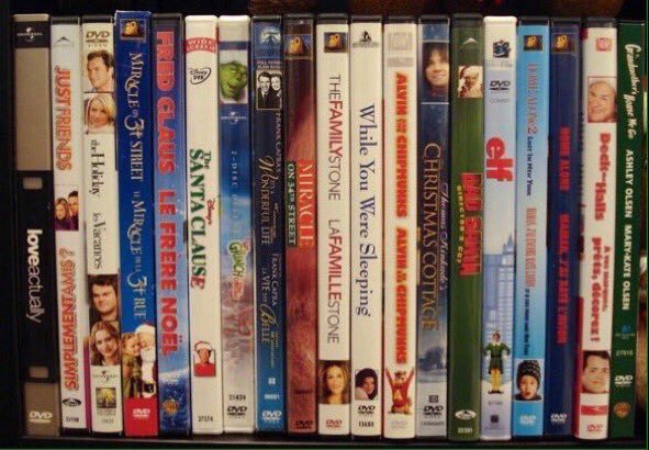 ChiIIVlbes's tweet photo. Christmas movies and chill? ☕️😍🎄 https://t.co/f03k1jQWJD