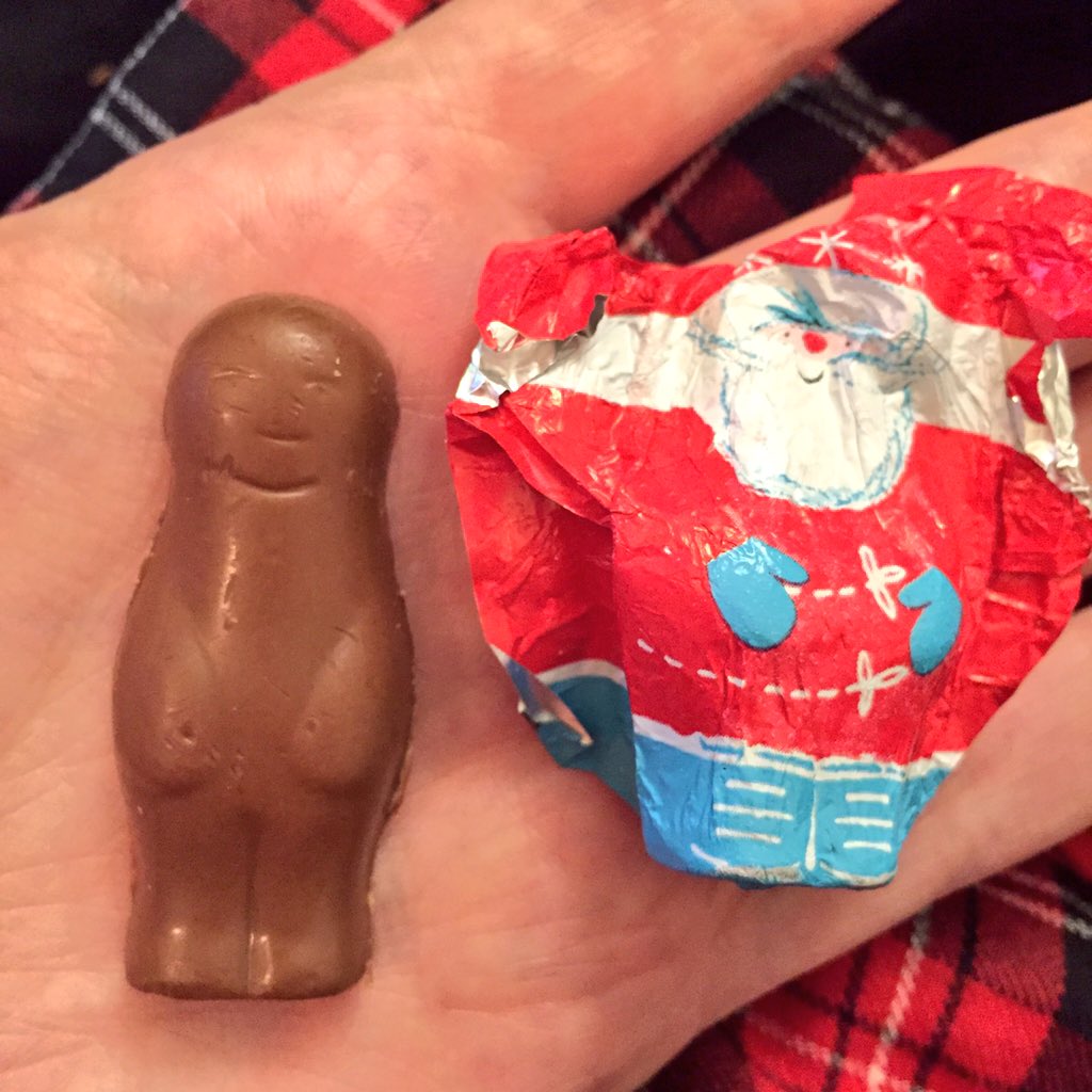 AmazingPhil's tweet image. I think my chocolate santa is secretly slender man