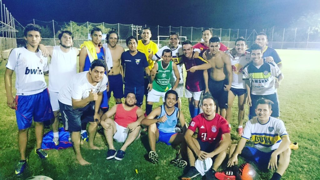 FcGalacticos_'s tweet photo. Entrenamiento ⚽️ https://t.co/hrvpyJ03Pp