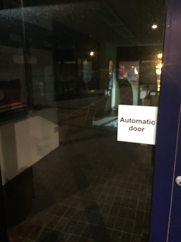 Cheers @northernrailorg Whitehaven office closed no advice and people here needing to get to Mcr &amp; Edingburgh a#help