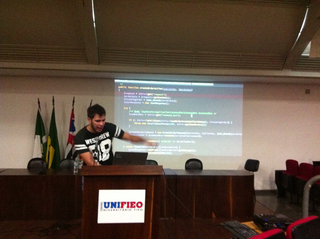 mariorez's tweet image. #phpconfbr #HexagonalArchitecture com @Pv_Fusion
