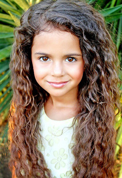 bexgrier's tweet photo. sofi's new headshot by pretty and sweet Lexie https://t.co/pwTyt2Y0XP
