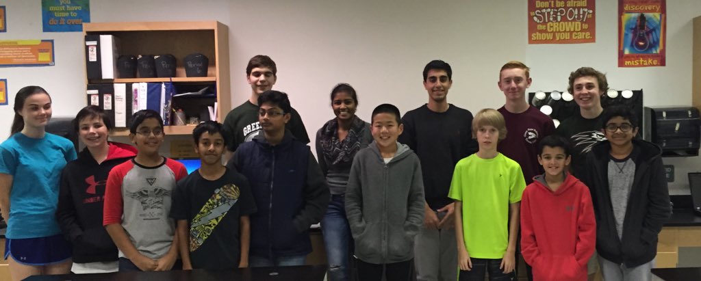 frc5190's tweet photo. Meet davis drive's new FLL team! We can't wait to help out this year! #lego #omgrobots https://t.co/nZahlK4Ft0