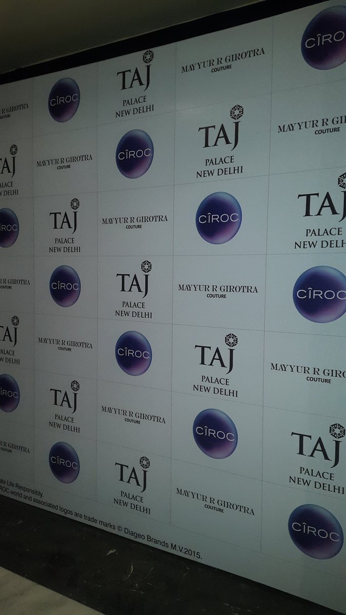 foodmaniacsBlog's tweet photo. LAUNCH OF NEW COCKTAIL LINE "BLINGINTON " @Mayyurrgirotra @TajPalaceNewDel @saumyachandel @twciblogs @ambikasukumar https://t.co/t2Pob1KOh0
