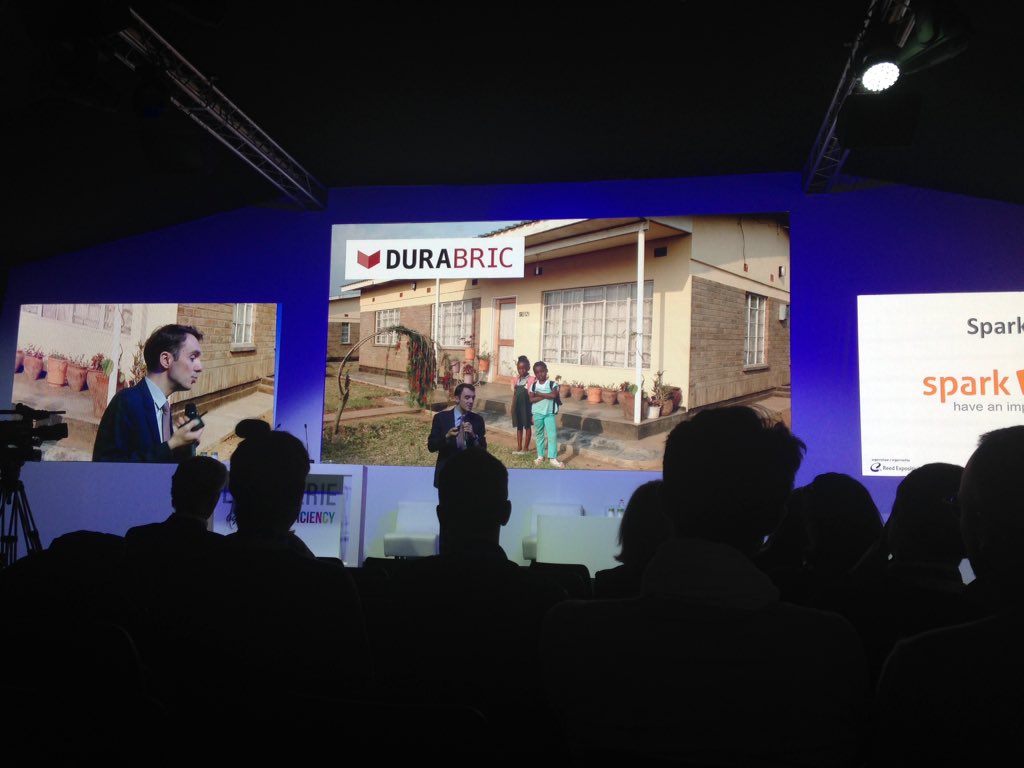 <a href="/francoisperrot/">François Perrot</a> #durabric divise l émission de #co2 par 10 ds la construction. 1ère usine ouvre au #Malawi