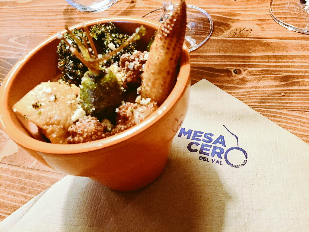 PenaChef's tweet photo. Tengo un nuevo restaurante favorito en Valladolid y no es porque lo lleven mis pequeñitos... Que también @mesa_cero https://t.co/pfcSPyX9ev