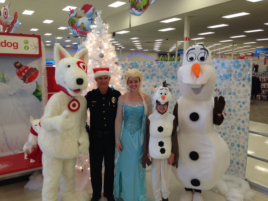 GarySmouse's tweet image. Our favorite day of the year at #1514Dollhouse and we get to share it with @NRHPD and @CityofNRH Heroes!