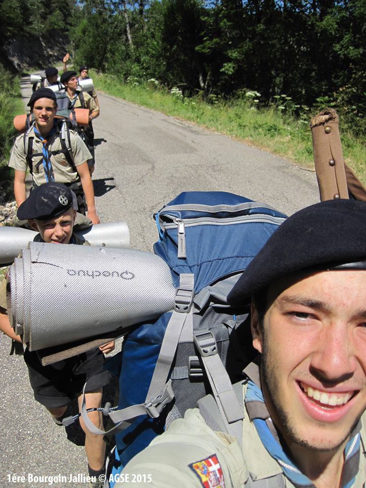 Scouts_Europe's tweet photo. "C'est pas à pas qu'on marche vers les sommets. C'est pierre par pierre... ?" #MichelMenu https://t.co/adLL517yld