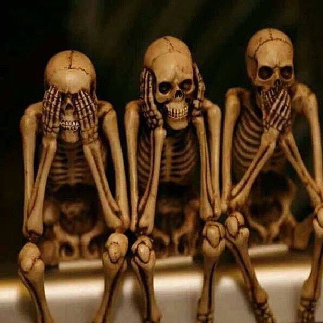VivaKenyvttv's tweet photo. " IF U find skeletons in my closet, that'll let U know How long I had Bodies in it" #2016Flo #FckAFkrr #LBE #DM$ https://t.co/Jlffmlz5iG