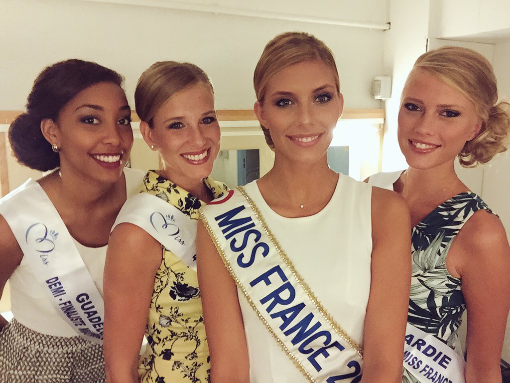 TopBeautyWorld's tweet photo. RT @CamilleCerfOff: On n'oublie pas de faire des dons au #3637 pour le #Telethon2015  ! https://t.co/j74vNuzqts