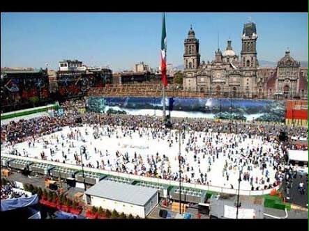 Abre pista de hielo del Zócalo - CVeswvkU4AAma2O