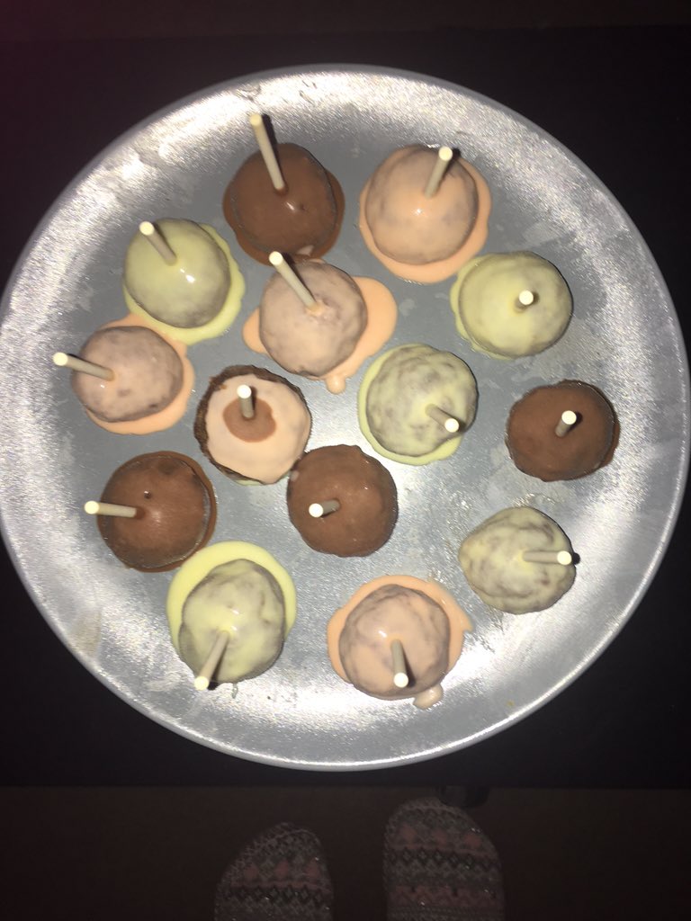 PandaChan7_'s tweet photo. #popscake #yummy #homemade ♥️♥️ https://t.co/sknCEIe0NP