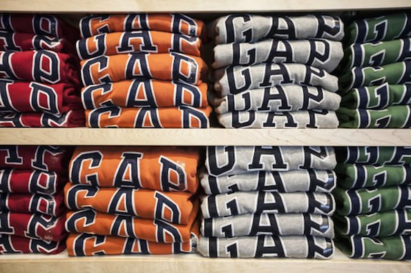 minerapp's tweet photo. Did you know rapper LL Cool J actually starred in a commericial for the Gap in the 1990's? https://t.co/F58TAGGCR2 https://t.co/bR5jZa4udn