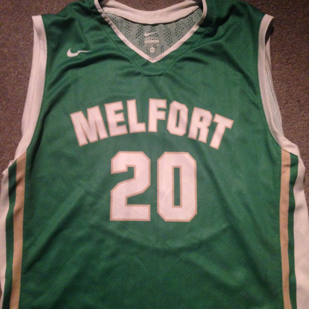 Blessed to be able to wear the green and gold today #cometbasketball