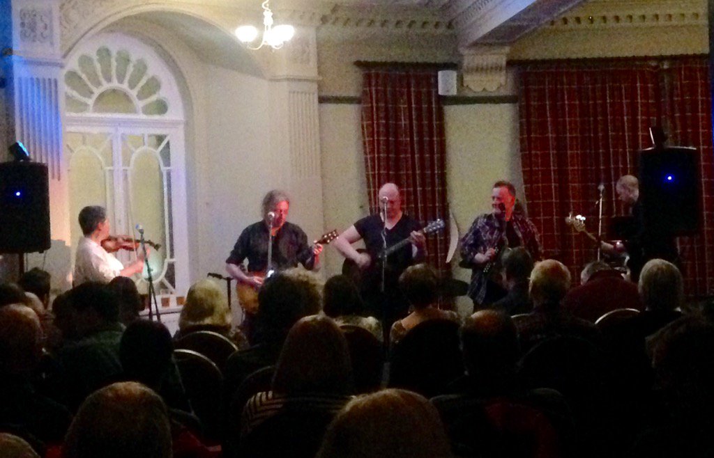 Great to see a #fullhouse at our local friends the mighty <a href="/DMcFBand/">DuncanMcFarlaneBand</a>'s annual #Christmas #gig in #Otley! #folkmusic
