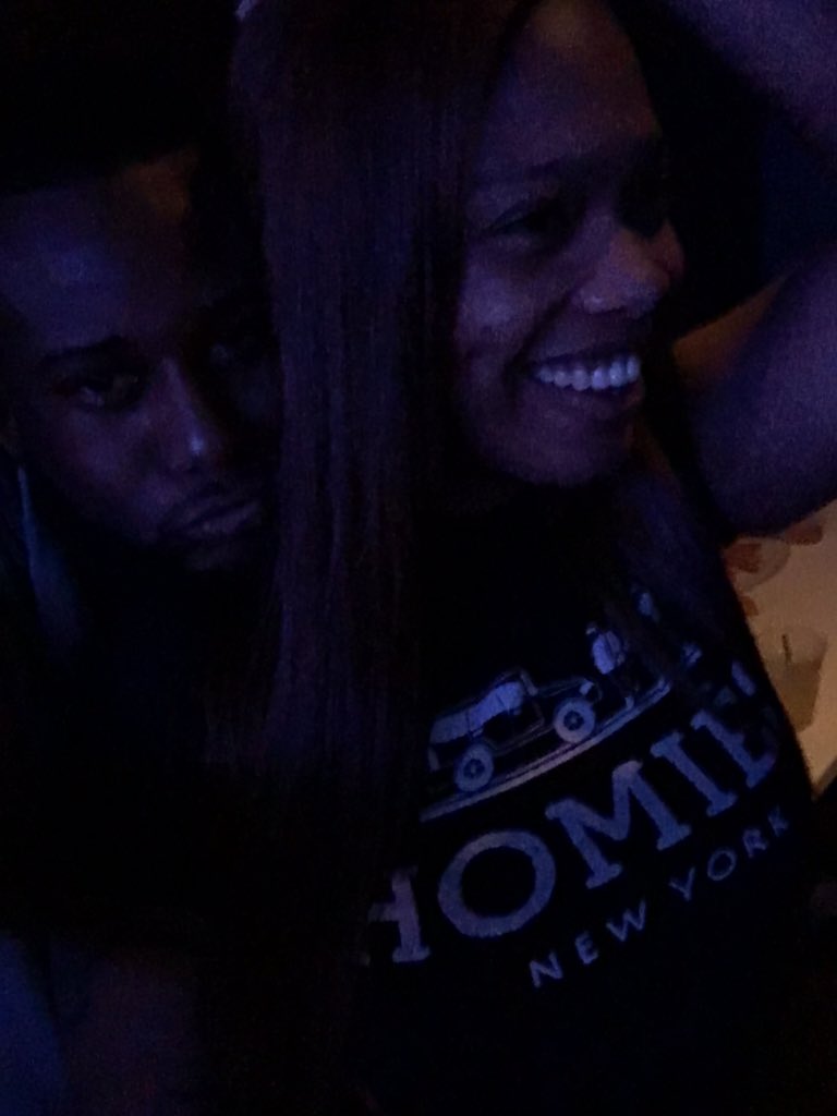 KingMe__Ki's tweet photo. #homies https://t.co/s7M7Xfbeno