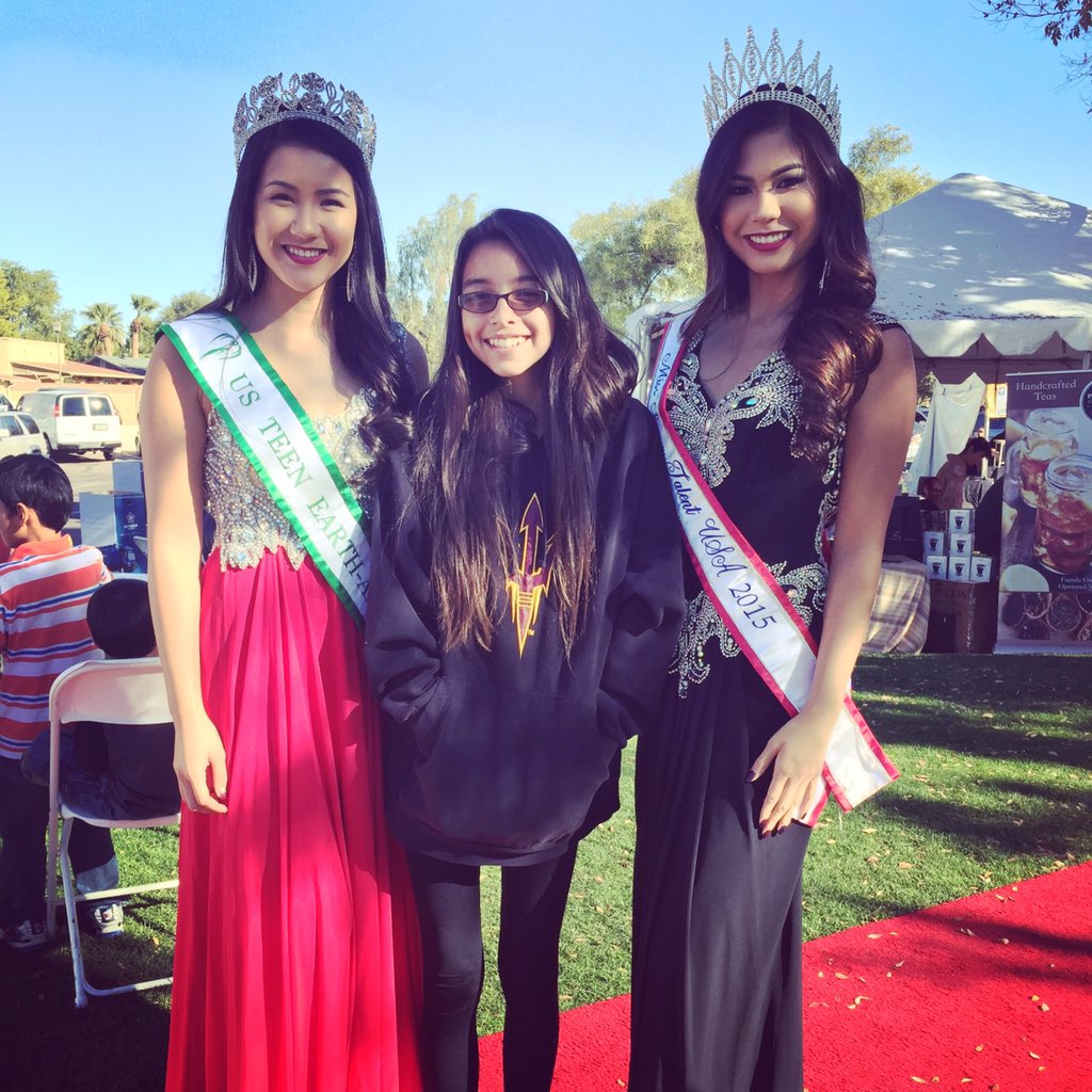 tempeacademy's tweet photo. Olivia is basking in the wonders of the #ArizonaAsianFestival #serviceandaction https://t.co/2bM6fSwXNd