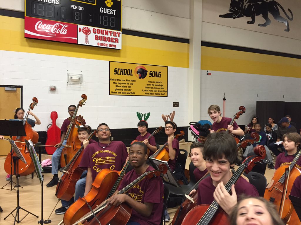 ottomsorch's tweet photo. Cluster Concert 2015. #ottobobcats #ottomsorch https://t.co/YO9rZOnoea