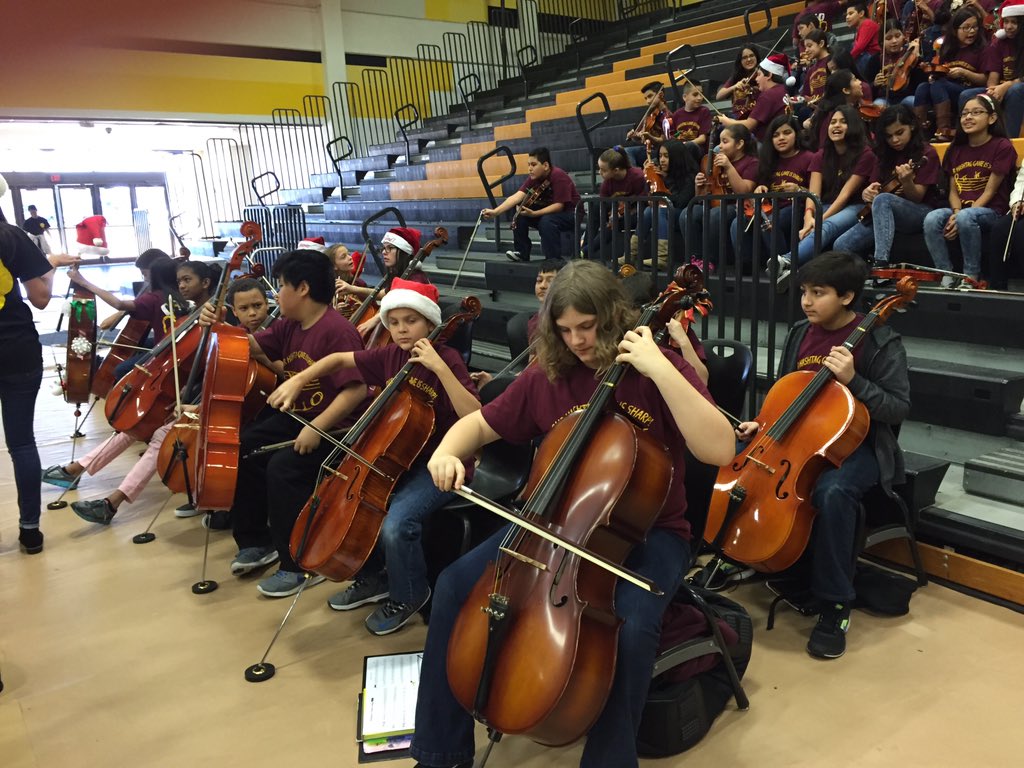 ottomsorch's tweet photo. Cluster Concert 2015. #ottobobcats #ottomsorch https://t.co/7IXQQYSzCw