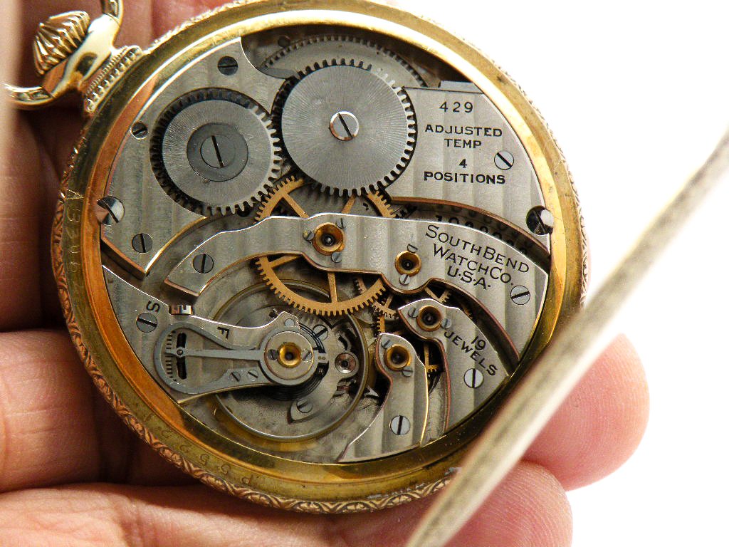 PocketWatchGuy's tweet photo. https://t.co/G2croeu1pW @PocketWatchGuy #dapper #giftideas #menstyle #greatgift #mensfashion #tweetdeals #menswatch https://t.co/Cxn2n3325K