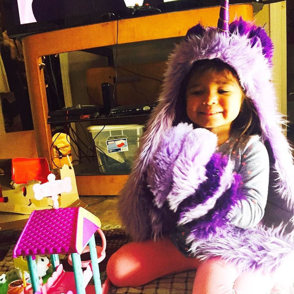 TwiFanClub's tweet photo. Little cousin! 💜💕 @spirithoods #twilightsparkle #spirithood #spirithoodstribe #love by schnookems56 https://t.co/7gZqQp1GTD