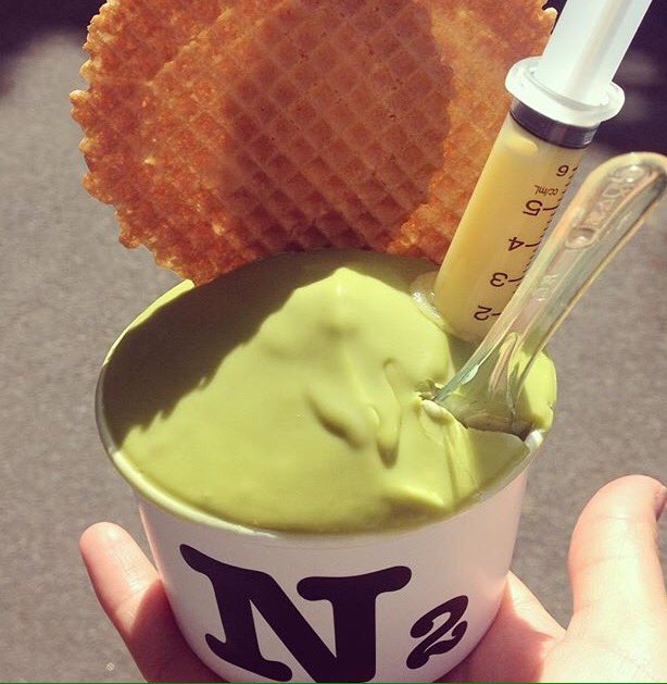 EmSimmo's tweet image. Ice Cream Sundayzzz. #Matcha &amp;amp; liquid white chocolate @N2ExtremeGelato. Can't wait for this week's... #Australia
