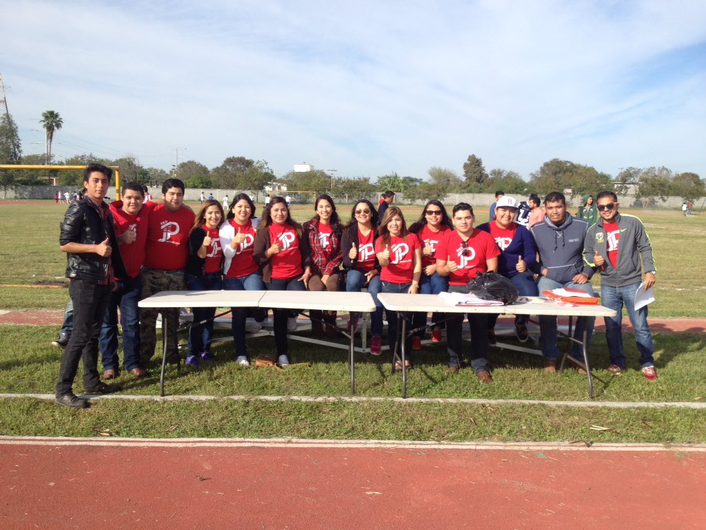 kariinacisnero1's tweet photo. #CopaJp juventud popular #CNOP actitudDeportiva ⚽️🏃🏻💯✅🙌🏼👏🏼👍🏼❤️ https://t.co/yAt8fDCfyv