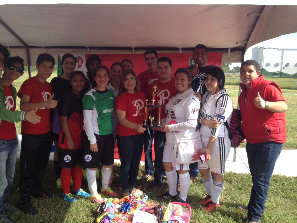 kariinacisnero1's tweet photo. #CopaJp juventud popular #CNOP actitudDeportiva ⚽️🏃🏻💯✅🙌🏼👏🏼👍🏼❤️ https://t.co/yAt8fDCfyv