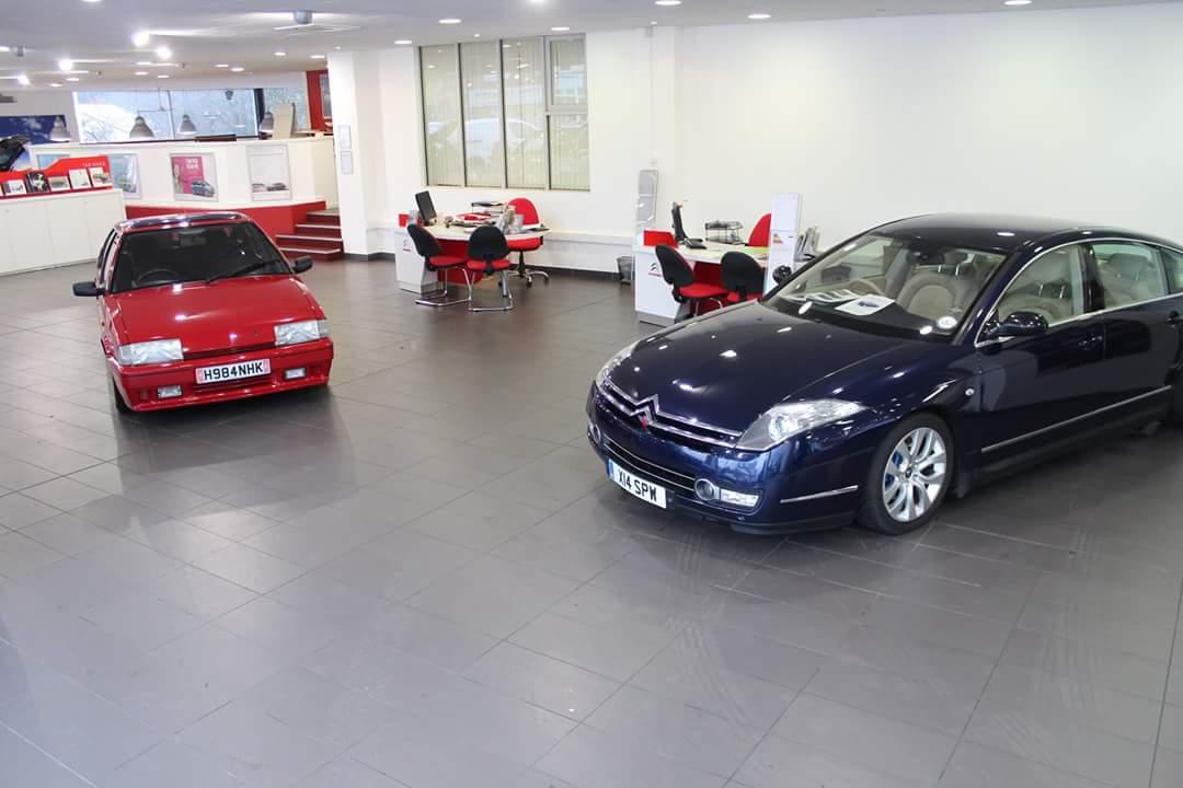 CCCNorth_West's tweet image. And another picture, this time Citroën C6 Exclusive and a BX GTi
