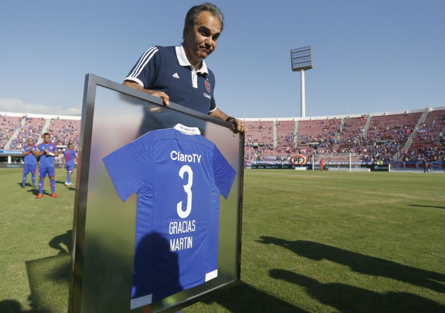 PrensaFutbol's tweet photo. FOTOS | El emotivo cierre de ciclo de José ‘Pepe’ Rojas y Martín Lasarte en la ‘U’. https://t.co/dnQ4Ahcbw9 https://t.co/o8xLLfgoto