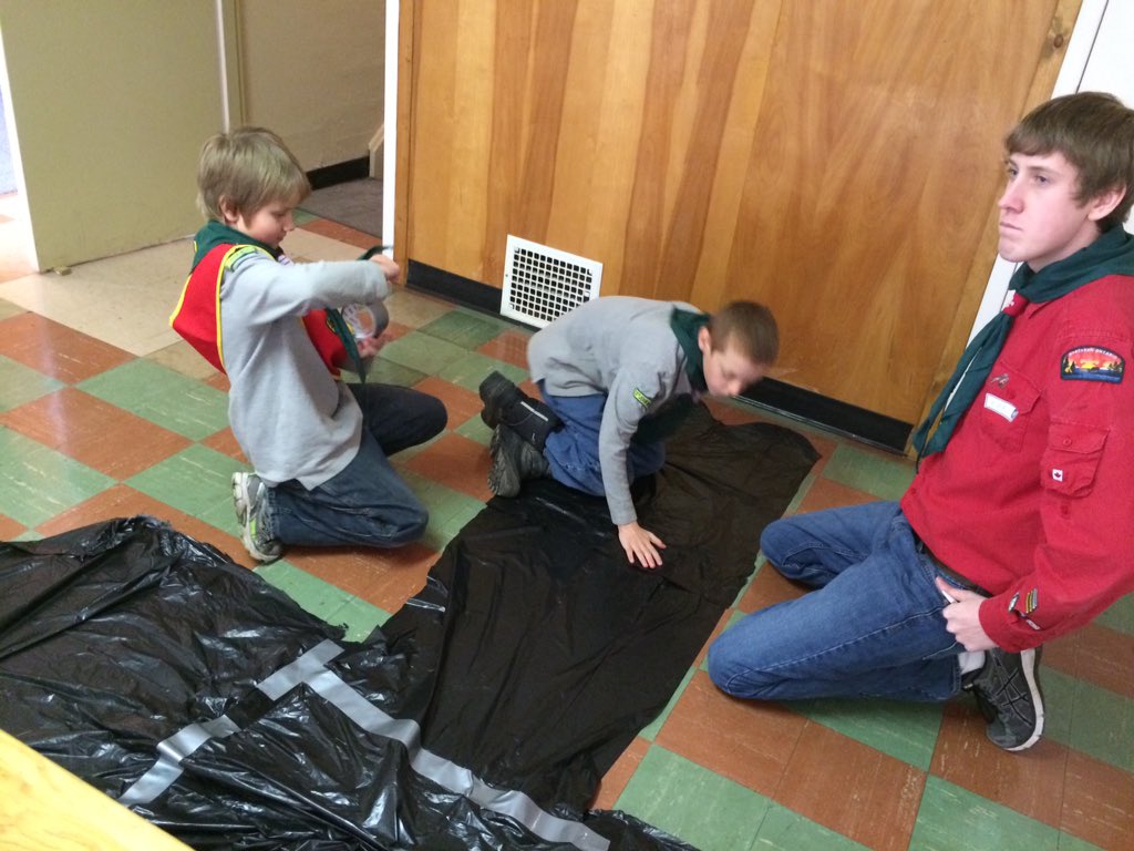 SSMRovers's tweet photo. Rovers helping with #STEM activities for the area Cubs today! Activities include robotics and space! @scoutscanada 🚀 https://t.co/coLYoQECAH
