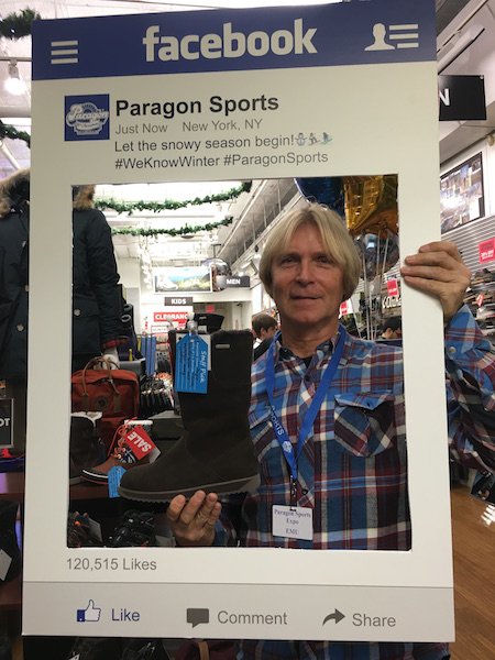 EMUAustralia's tweet photo. Stop by @paragonsports in #NYC today for #WeKnowWinter expo & give our #NYC sales mngr Alex a shout! #EMUboots https://t.co/tfPM7KvjPp
