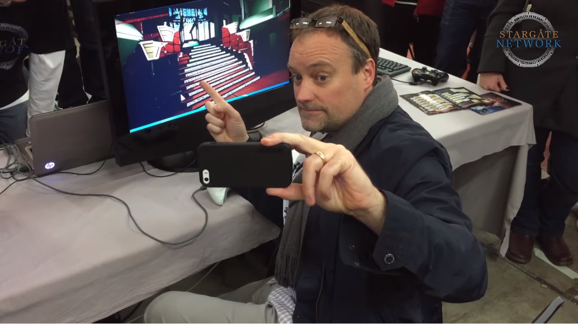 atlantistvru's tweet photo. #SGA #RodneyMcKay #actor @DHewlett 's playing #StargateNetwork at #TGS! https://t.co/bUYK86req9 #Stargate #SG #video https://t.co/e061x7No5x