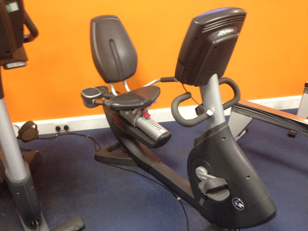 OpsMgrWLTSC's tweet photo. Life fitness bike for sale @WLTSC @Energize_PT #getfitforsummer2016 https://t.co/Akll2Kd5HO