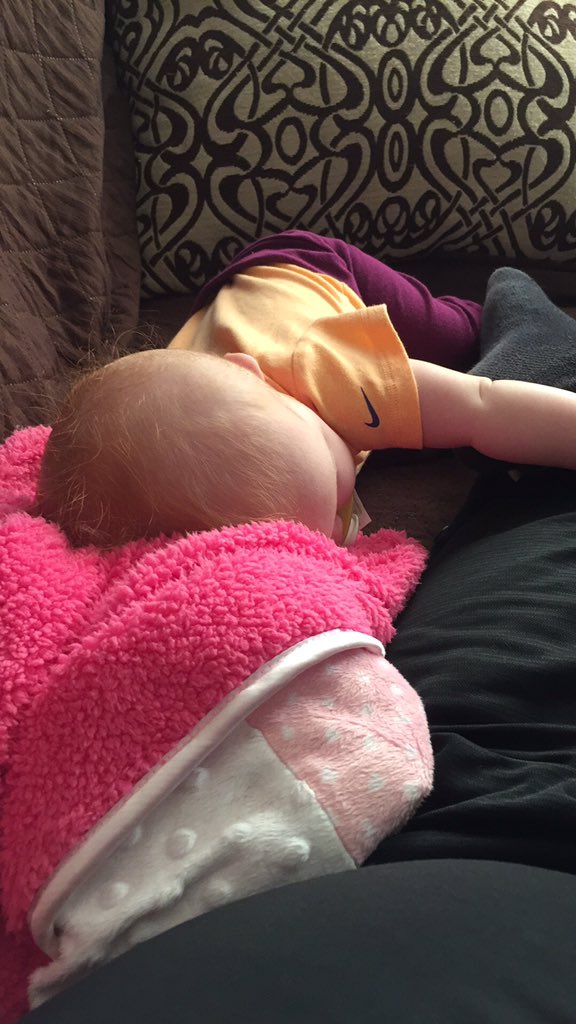 RedBeard_Still's tweet image. It&apos;s tough being 6 months old. #MiniTorch 😘❤️🔥