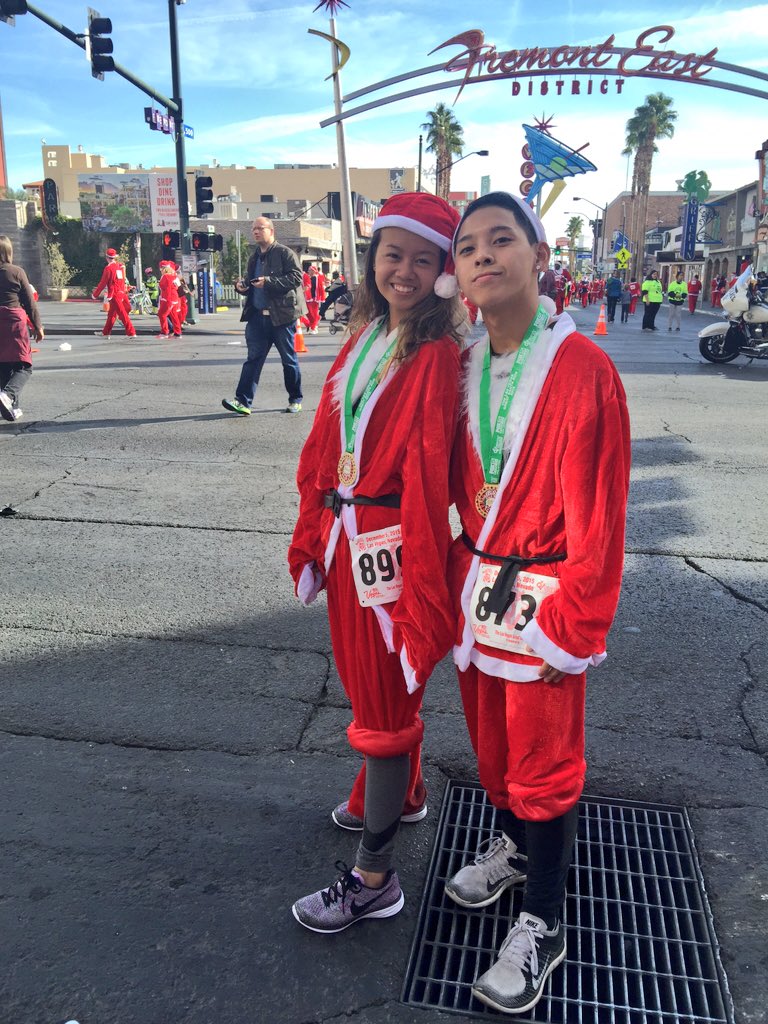 Abcdefgerilyn's tweet photo. Yay! So proud of ☕️Jau for running his first Vegas race! 5k in 30 min!! One of my xmas gifts MERRY XMAS #Timolyn 😜🤘🏼 https://t.co/DrTCzrrwdo