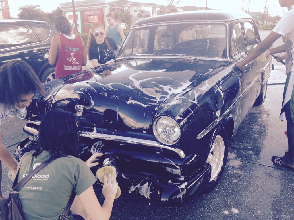 lnhsmun's tweet photo. Congrats everyone on the car wash! All together we made over $300! Thank you for all your help and support today! https://t.co/dm6dLbfNSS
