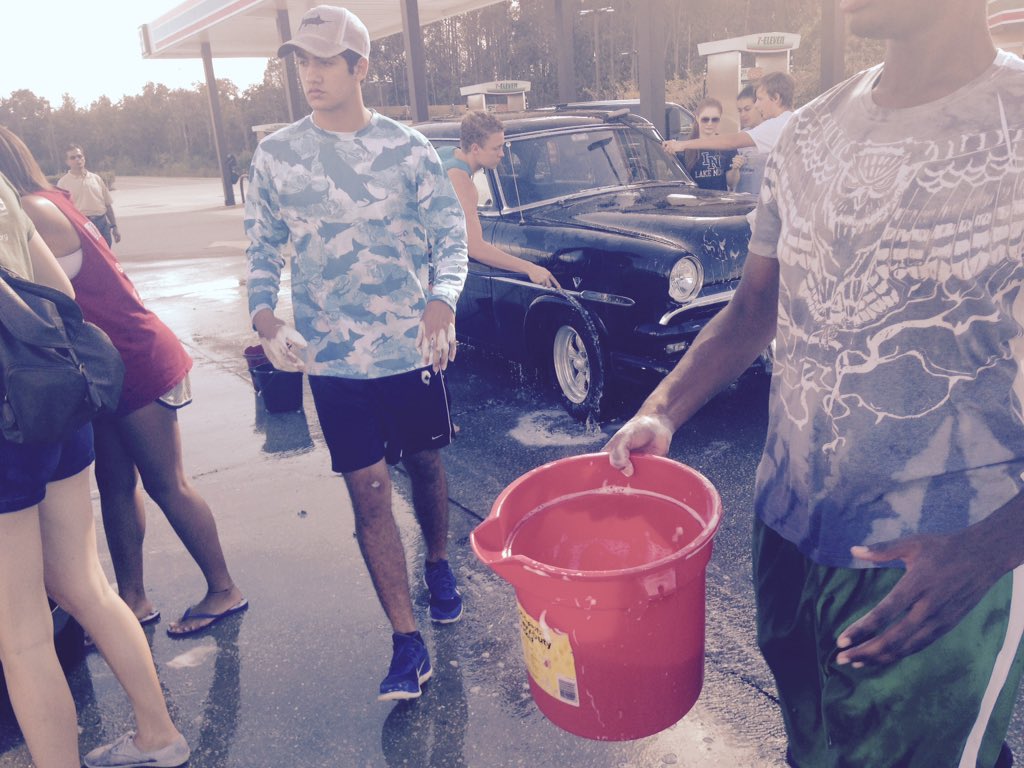 lnhsmun's tweet photo. Congrats everyone on the car wash! All together we made over $300! Thank you for all your help and support today! https://t.co/dm6dLbfNSS