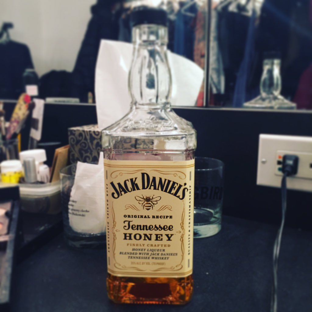 2 days left of <a href="/songbirdmusical/">Songbird</a> and we're celebrating right 🎶🐦